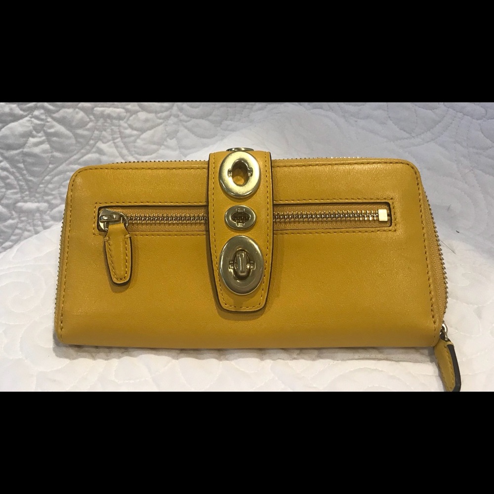 Coach wallet
